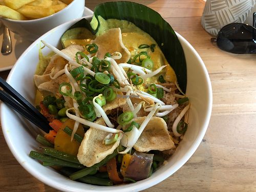 Curry Jack Fruit Bowl at Zilte Zoen in Schoorl