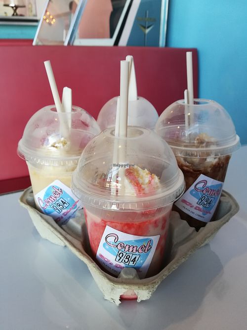 Milkshakes to go at Comet 984 in Playa Del Carmen