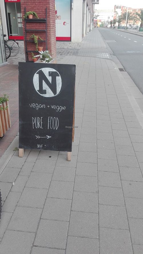 Pure food sign at Noordoever in Leuven