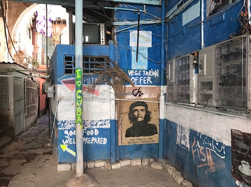 entrance at Somos Cuba in Havana