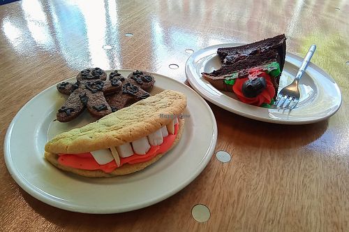 cakes that bite at The Dice Cup in Nottingham