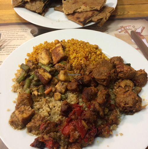 main and breads at Jantje in The Hague