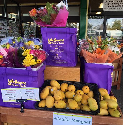 Flowers at LifeSource Natural Foods in Salem