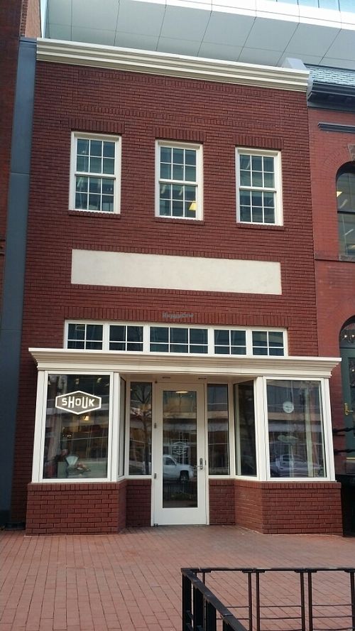 shop at Shouk in Washington