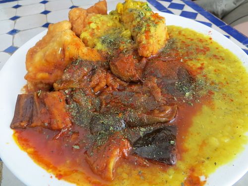 Samosa and vegan curries at Afghan-Eck in Freiburg