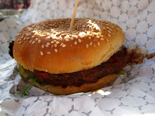 The Fantastic Tempeh Burger

This burger is very 'meaty' and absolutely delicious. The patty is huge. at Burger Vegan in Montreal