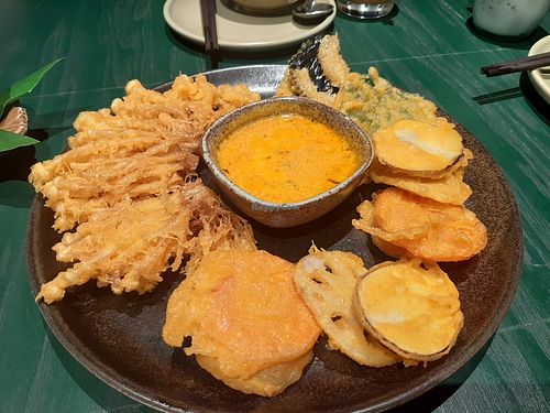  at Uu Dam Chay in Hanoi