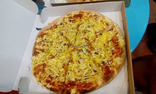 Vegan Pizza at Pizza Bite in Athens