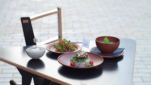 vegan-lunch from 12 to 16 every day except weekend at One Planet in Kyiv