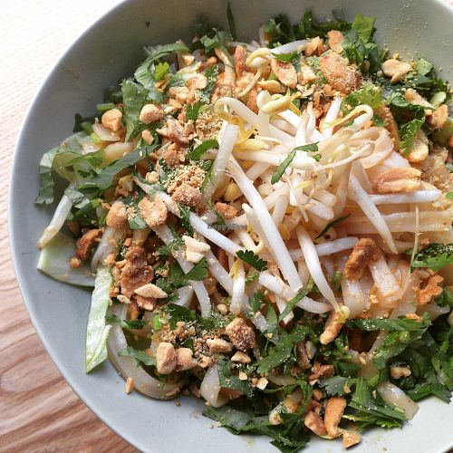 Pad thai at Green Bowl in Aix-en-provence