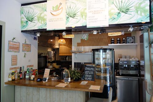 Counter at Green Bowl in Aix-en-provence