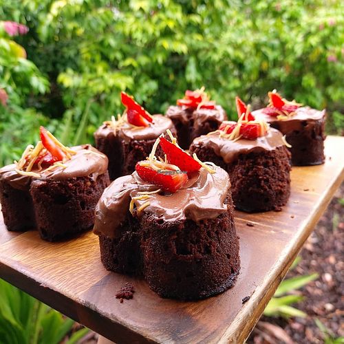 vegan choc tart at Sol Natural Foods in Darra