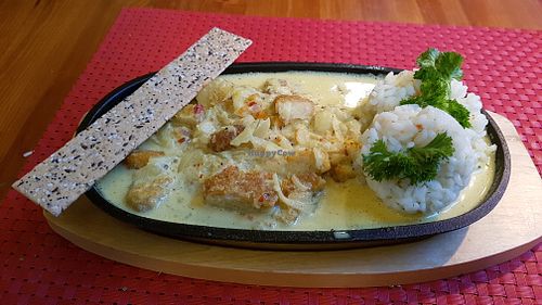 'Chicken' tikka masala with rice at Punkt 13:15 in Parnu