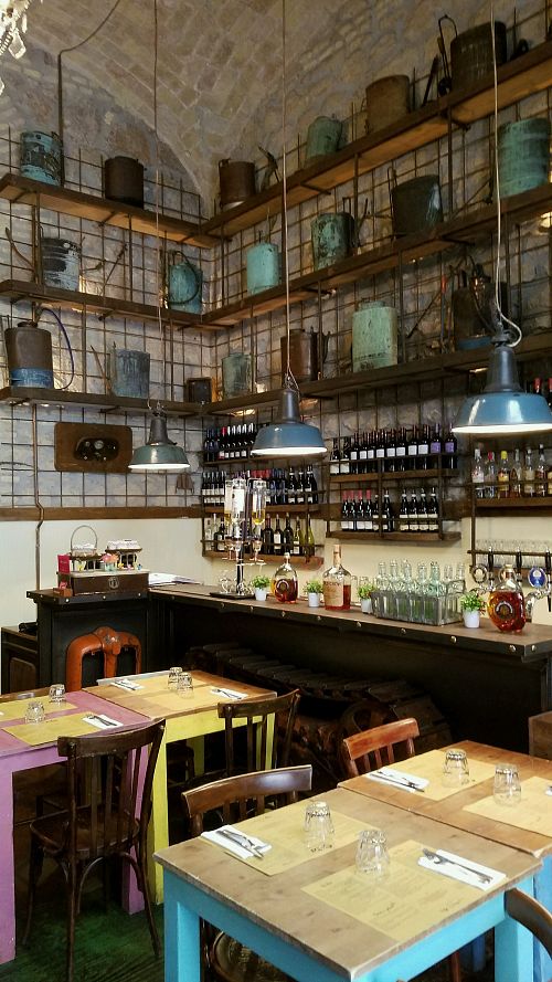 The bar area  at Orto in Rome