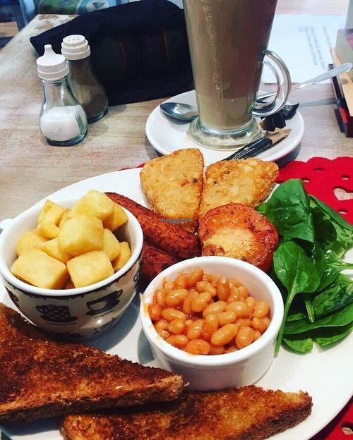 Breakfast served for lunch (vegan) at Aingels Cafe Bistro in Basingstoke