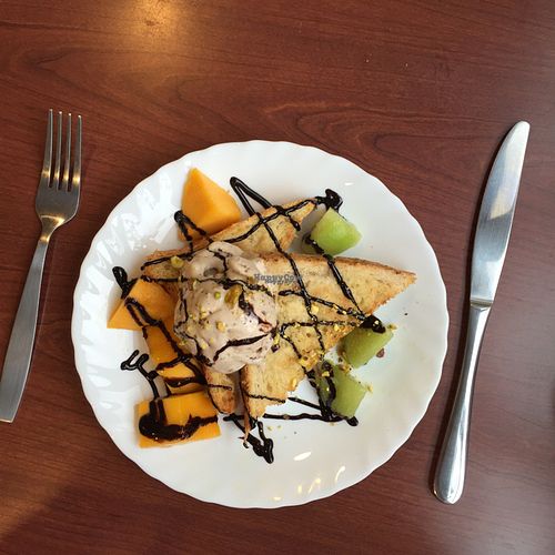 Toast with happy cow ice-cream at LN Fortunate Coffee 幸福咖啡 - Kwai Hing in New Territories