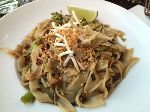 pad Thai  at Janine Loves Sunday in Paris