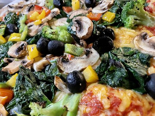 vegan 'special' pizza at Lo Studente in Jena