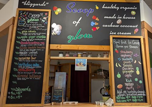 Ice cream and icy treats at Glow Juicery in Duncan