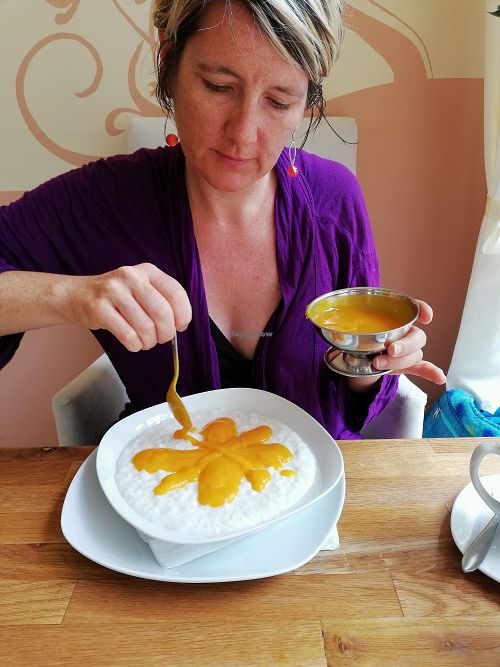 Veganer Milchreis mit Mangomus at Cafe Flora in Bad Harzburg