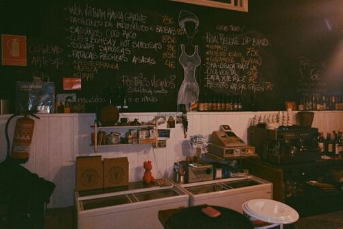 inside at Madiba Vegano e Mais in Vigo