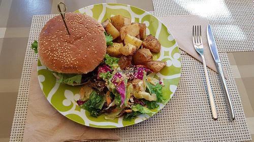 Super tasty vegan cheese burger at ONO in Rhodes