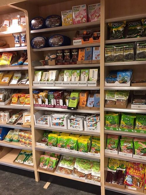 vegan goodies at Veganermat in Moss