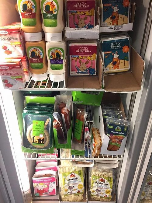 vegan goodies at Veganermat in Moss