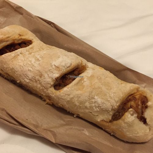Chorizo bread at Veganeats Caffe in Lisbon