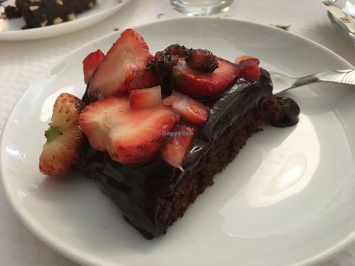 Chocolate & Strawberry cake at Veganeats Caffe in Lisbon