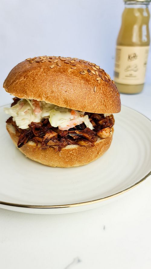 jackfruit burger at Natureat in East London