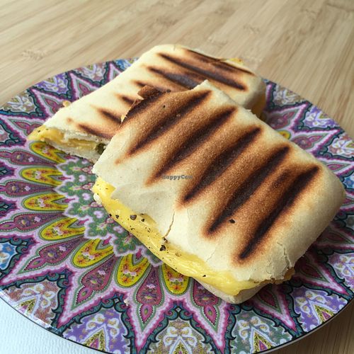 grilled cheese at Oatmeal in Paris