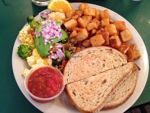 vegan scrambled tofu at Crazy Burger in Narragansett