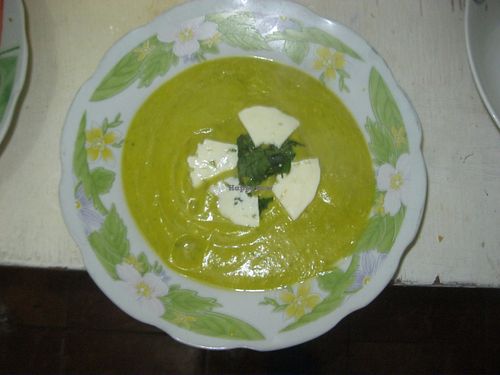 Crema de zapallo y huacatay. at Pukasoncco arte y Restaurant in Paracas