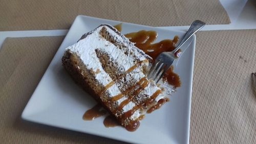 Orange cake at Nomit in Valencia