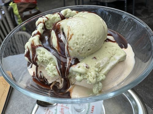 vegan phantasy 🍨  at Eissalon am Schwedenplatz in Vienna