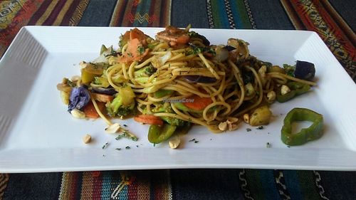 satay de vegetales mixtos en salsa de mani at Cafe Good in Banos