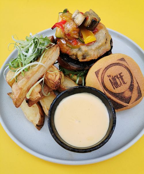 vegan burger at The Niche in Irvine