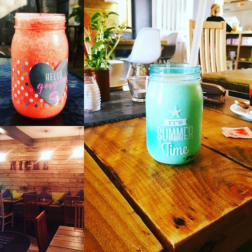 Inside and some fresh fruit smoothies
 at The Niche in Irvine