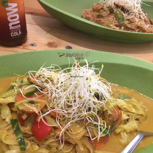 kurkuma yellow pad Thai at MeiWok - Suelz in Cologne