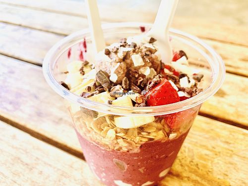 Açaí bowl at Wow Wow Hawaiian Lemonade in Kihei