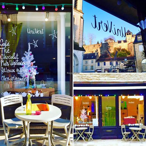 Place de l'église Montignac-Lascaux at Salon de the UniVert in Montignac