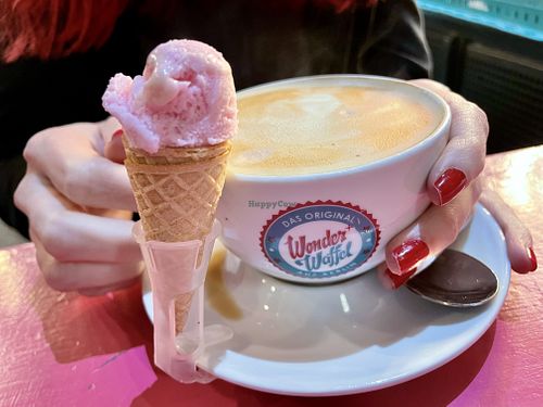 coffee at Wonder Waffel in Berlin