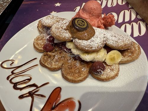 vegan waffle #Veganuary at Wonder Waffel in Berlin