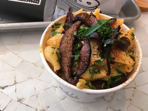 Mac n Cheese at By Chloe in Los Angeles