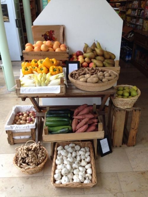 a few fruits and vegs at Happy Food Store in Schoten