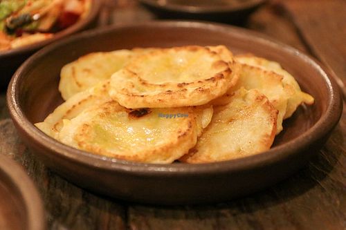 rice pancakes at Dasoni in Jeju