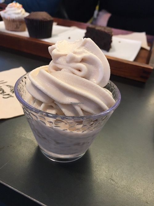 soft serve!! at Huggers - 허거스 in Seoul