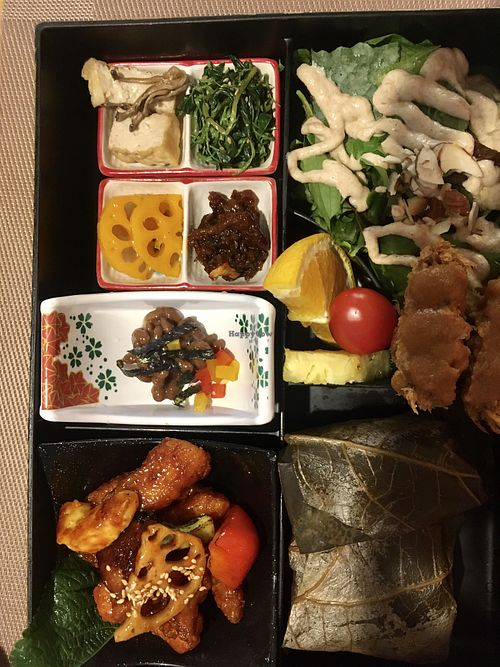 Lotus leaf set  at Vegenarang in Busan