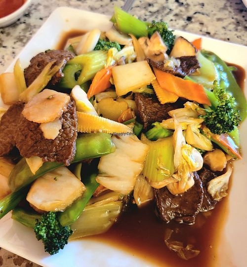Beef Vegetables at Yuan Su Vegetarian in Portland
